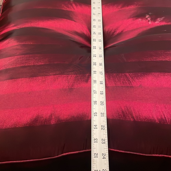 King Burgundy & Bronze Quilt Bedding Set - Picture 7 of 8